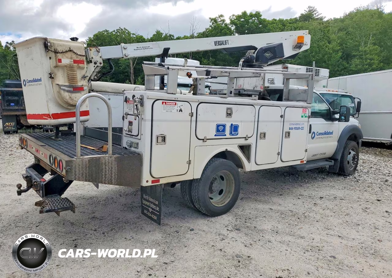 2012 Ford F450 Super Duty Bucket Truck VIN:1FDUF4GY9CEA42334 - 3