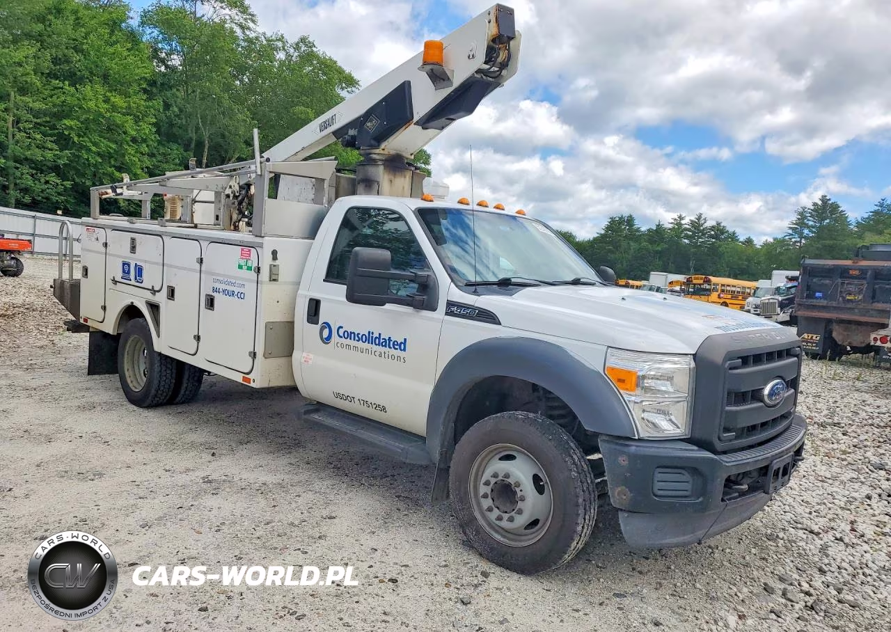 2012 Ford F450 Super Duty Bucket Truck VIN:1FDUF4GY9CEA42334 - 4