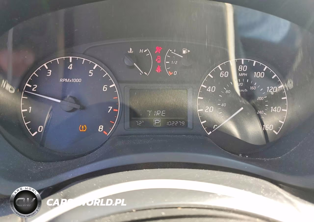 2015 Nissan Sentra S VIN:3N1AB7AP4FY340207 - 9