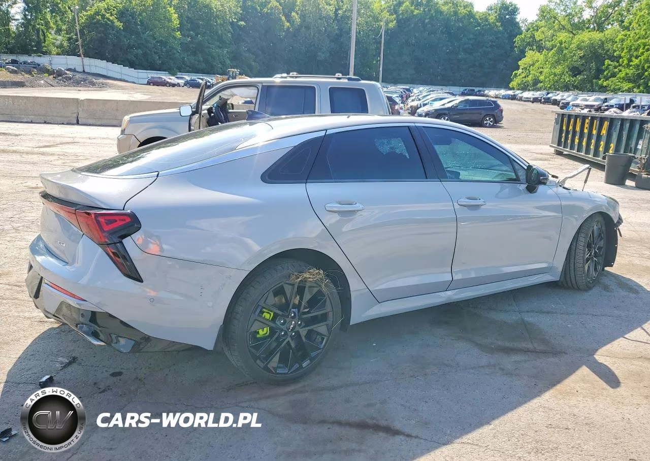 2025 Kia K5 VIN:KNAG44J81S5329985 - 3