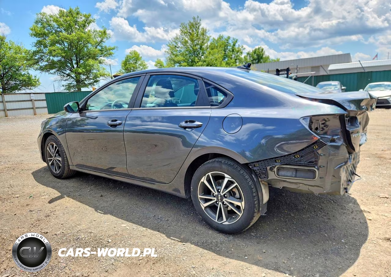 2024 Kia Forte Lxs VIN:3KPF24AD5RE832581 - 2