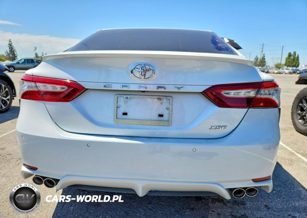 2018 Toyota Camry Xse VIN:4T1B61HK5JU053088 - 6