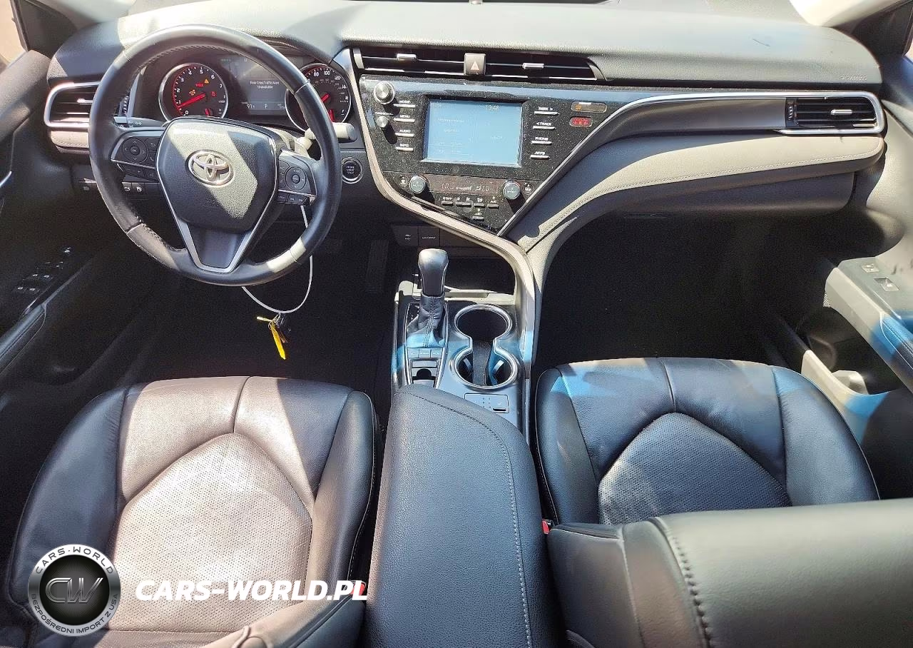 2018 Toyota Camry Xse VIN:4T1B61HK5JU053088 - 8
