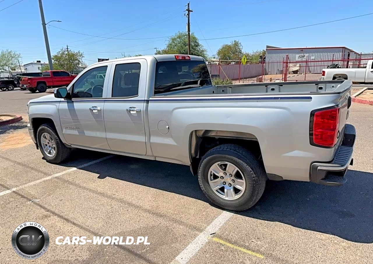 2015 Chevrolet Silverado C1500 VIN:1GCRCPEH7FZ379699 - 3