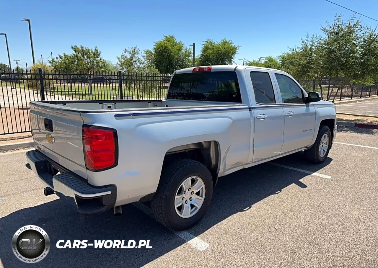 2015 Chevrolet Silverado C1500 VIN:1GCRCPEH7FZ379699 - 4