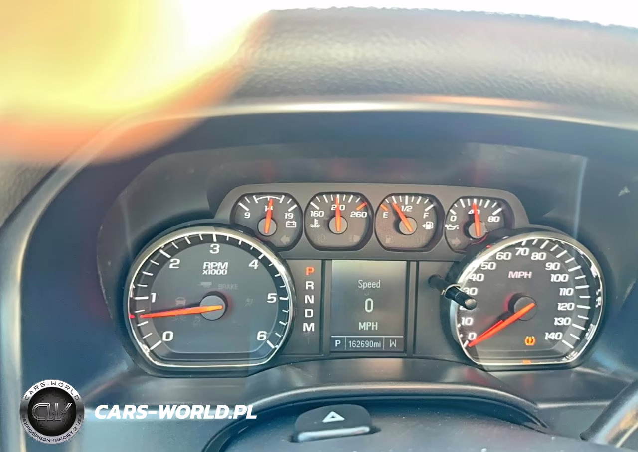 2015 Chevrolet Silverado C1500 VIN:1GCRCPEH7FZ379699 - 9