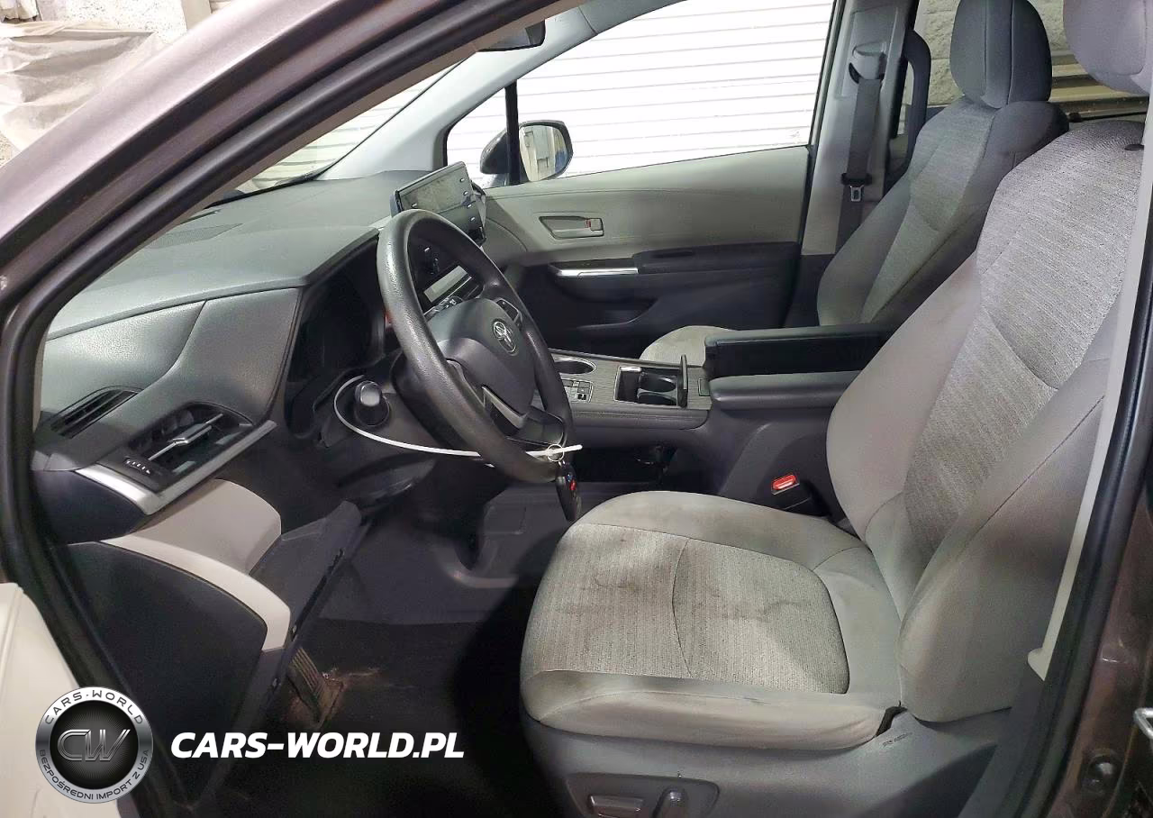 2021 Toyota Sienna Le VIN:5TDKRKEC1MS043794 - 7