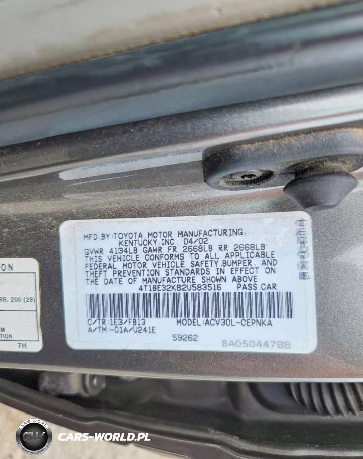 2002 Toyota Camry Le VIN:4T1BE32K82U583516 - 12