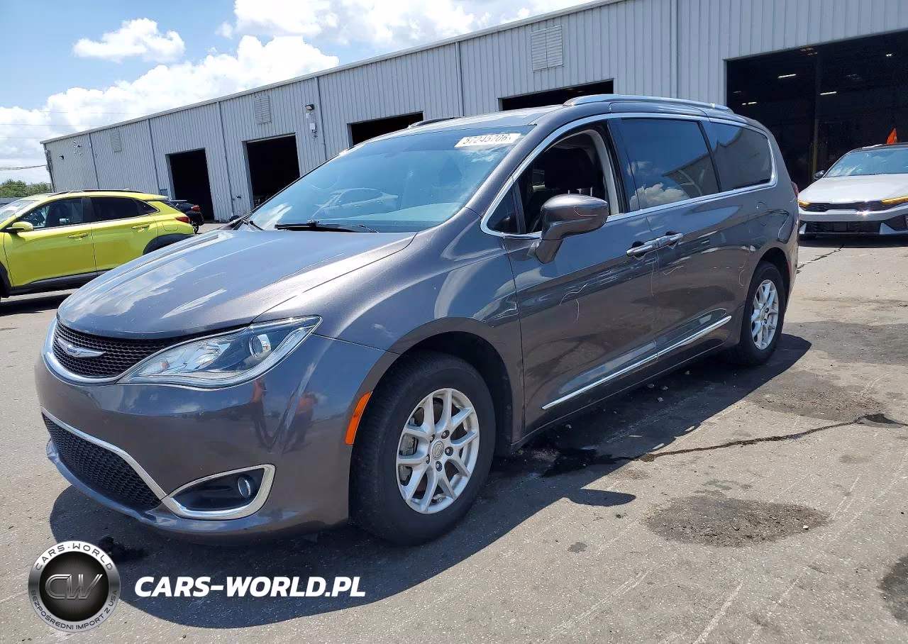 2020 Chrysler Pacifica Touring L