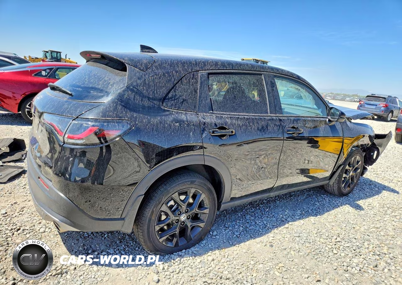 2025 Honda Hr-V Sport VIN:3CZRZ2H59SM760172 - 3
