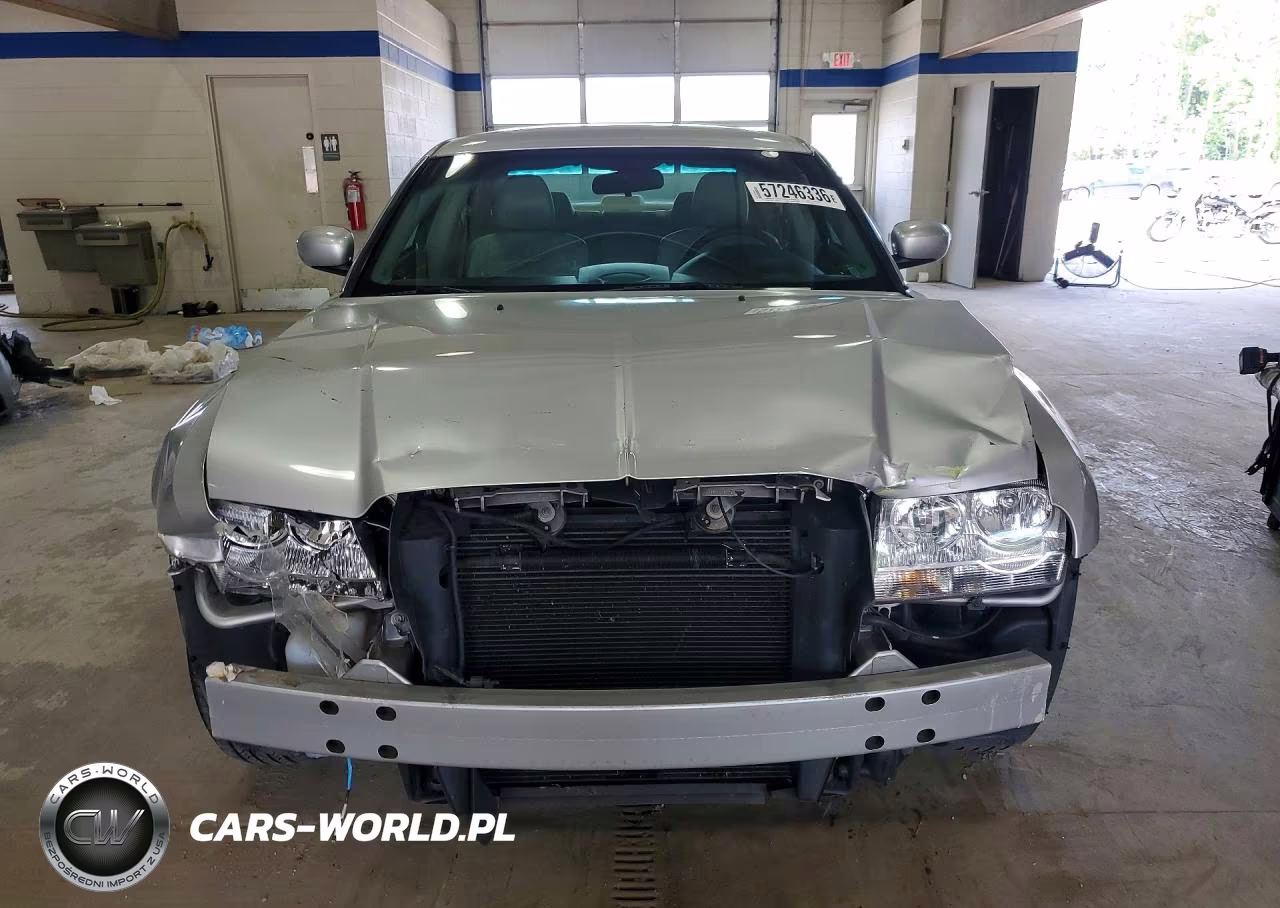 2006 Chrysler 300 Touring VIN:2C3KA53G16H351567 - 5