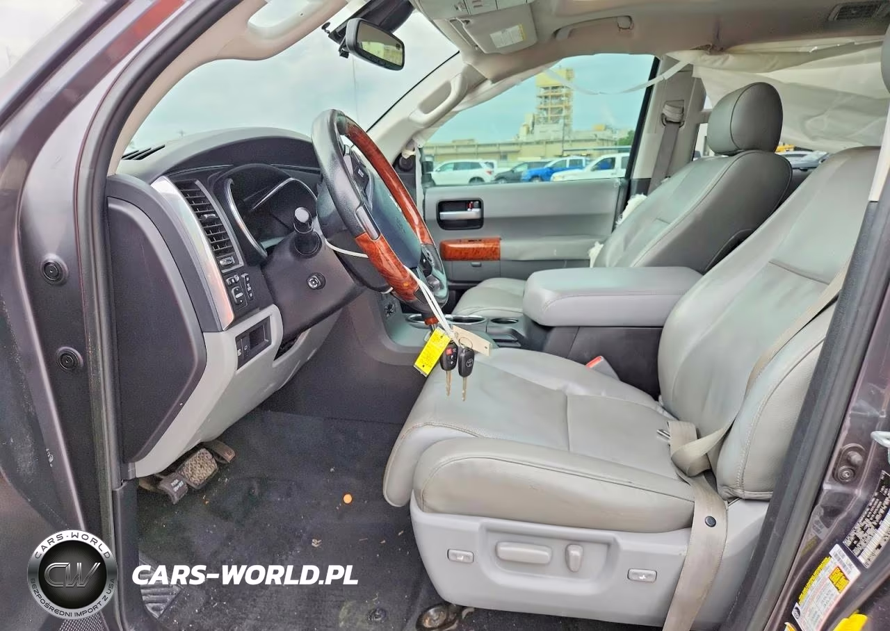 2018 Toyota Sequoia Platinum VIN:5TDDY5G17JS161692 - 7