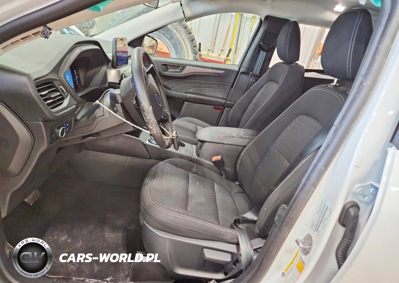 2025 Ford Escape Active VIN:1FMCU9GN8SUA25453 - 7