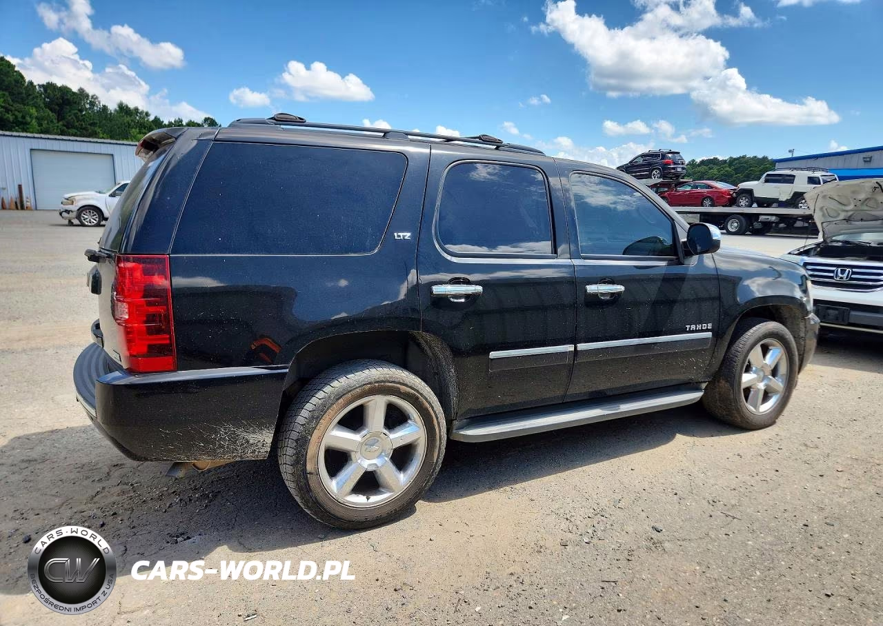 2012 Chevrolet Tahoe C1500 Ltz VIN:1GNSCCE06CR136862 - 3