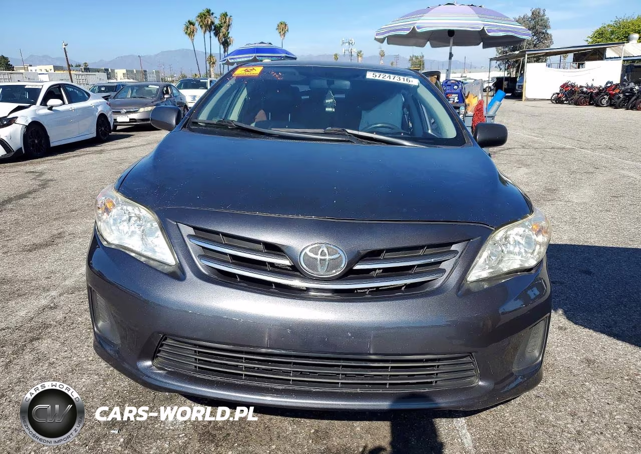 2013 Toyota Corolla Le VIN:JTDBU4EE2DJ119600 - 5