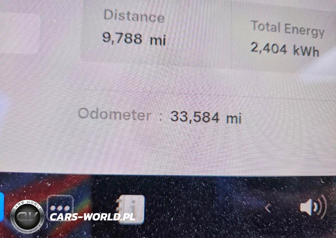 2022 Tesla Model 3 VIN:5YJ3E1EB1NF152439 - 9