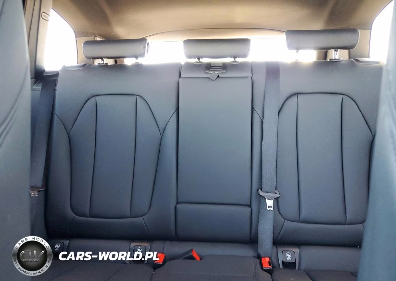 2019 BMW X3 xDrive30I VIN:5UXTR9C52KLR05516 - 10