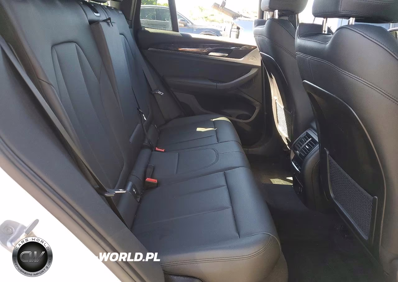 2019 BMW X3 xDrive30I VIN:5UXTR9C52KLR05516 - 11
