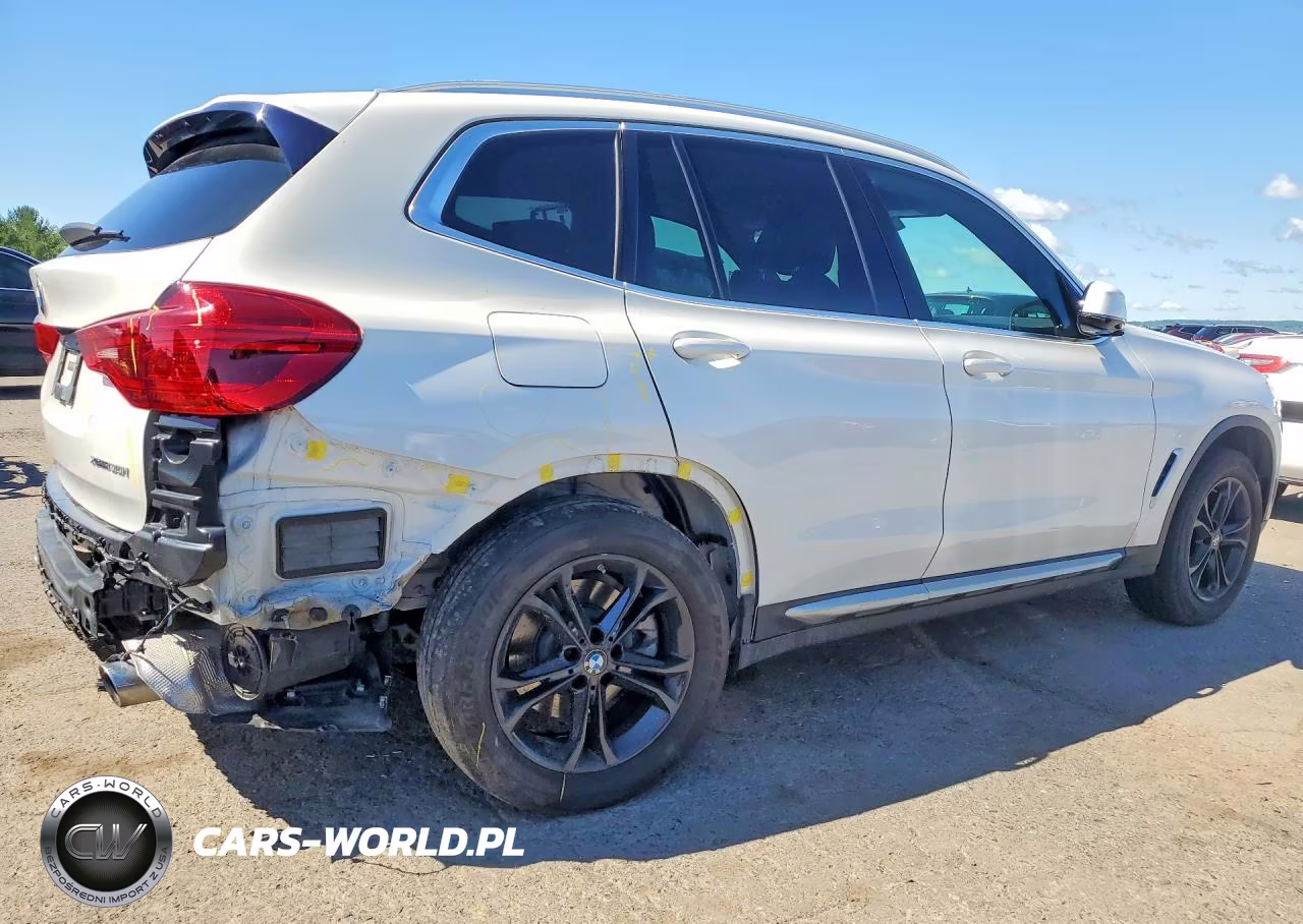 2019 BMW X3 xDrive30I VIN:5UXTR9C52KLR05516 - 3