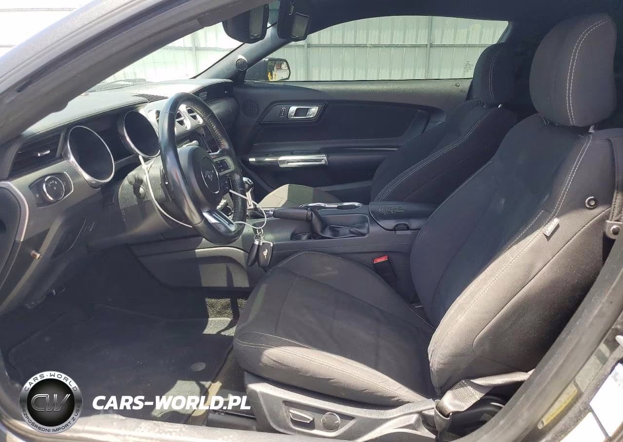 2018 Ford Mustang VIN:1FA6P8TH2J5118602 - 7