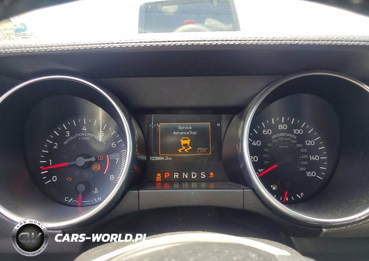 2018 Ford Mustang VIN:1FA6P8TH2J5118602 - 9