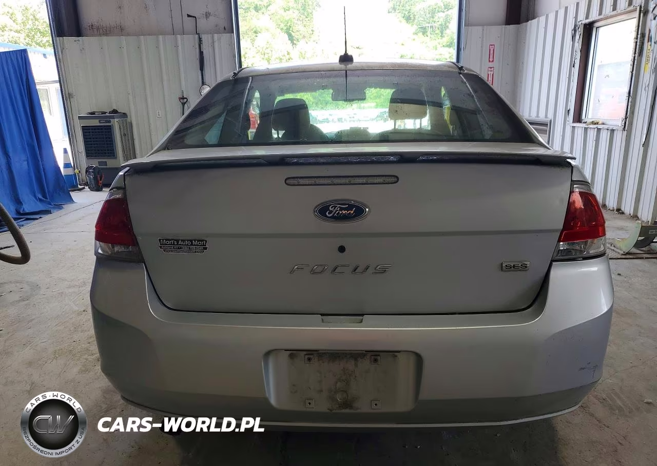 2008 Ford Focus Se VIN:1FAHP33NX8W127201 - 6