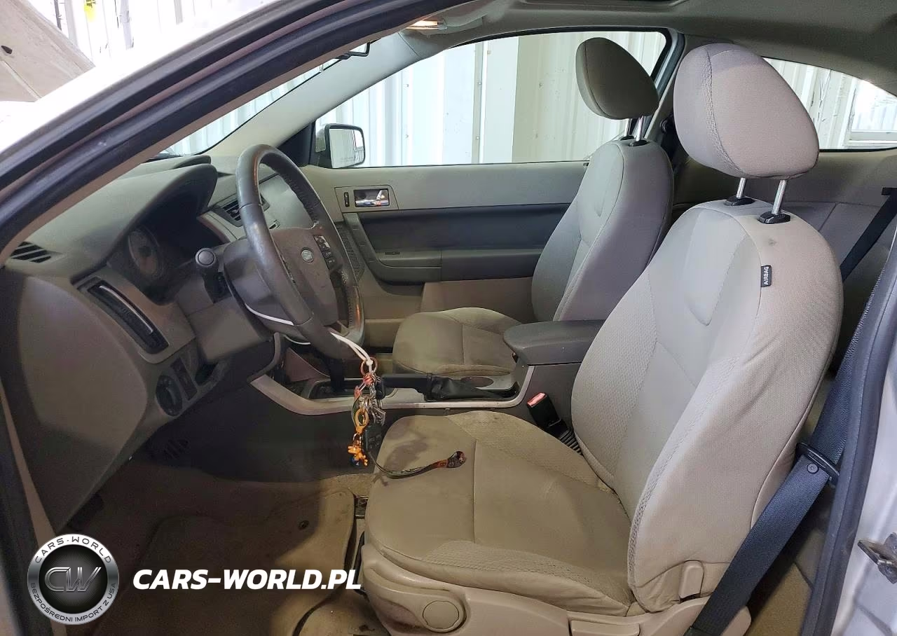 2008 Ford Focus Se VIN:1FAHP33NX8W127201 - 7