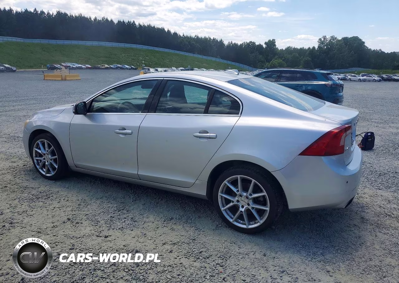 2014 Volvo S60 T5 VIN:YV1612FS7E2298113 - 2
