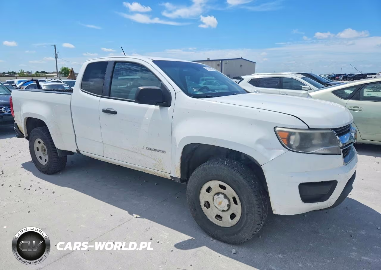 2018 Chevrolet Colorado VIN:1GCHSBEA5J1103730 - 4