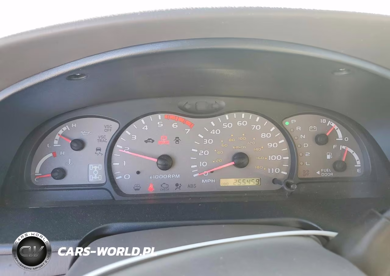 2002 Toyota Sequoia Limited VIN:5TDBT48AX2S075082 - 9