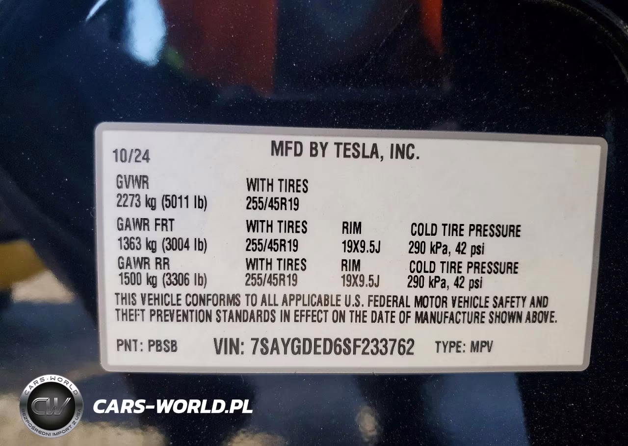2025 Tesla Model Y VIN:7SAYGDED6SF233762 - 13