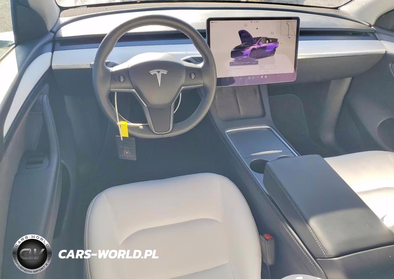 2025 Tesla Model Y VIN:7SAYGDED6SF233762 - 8