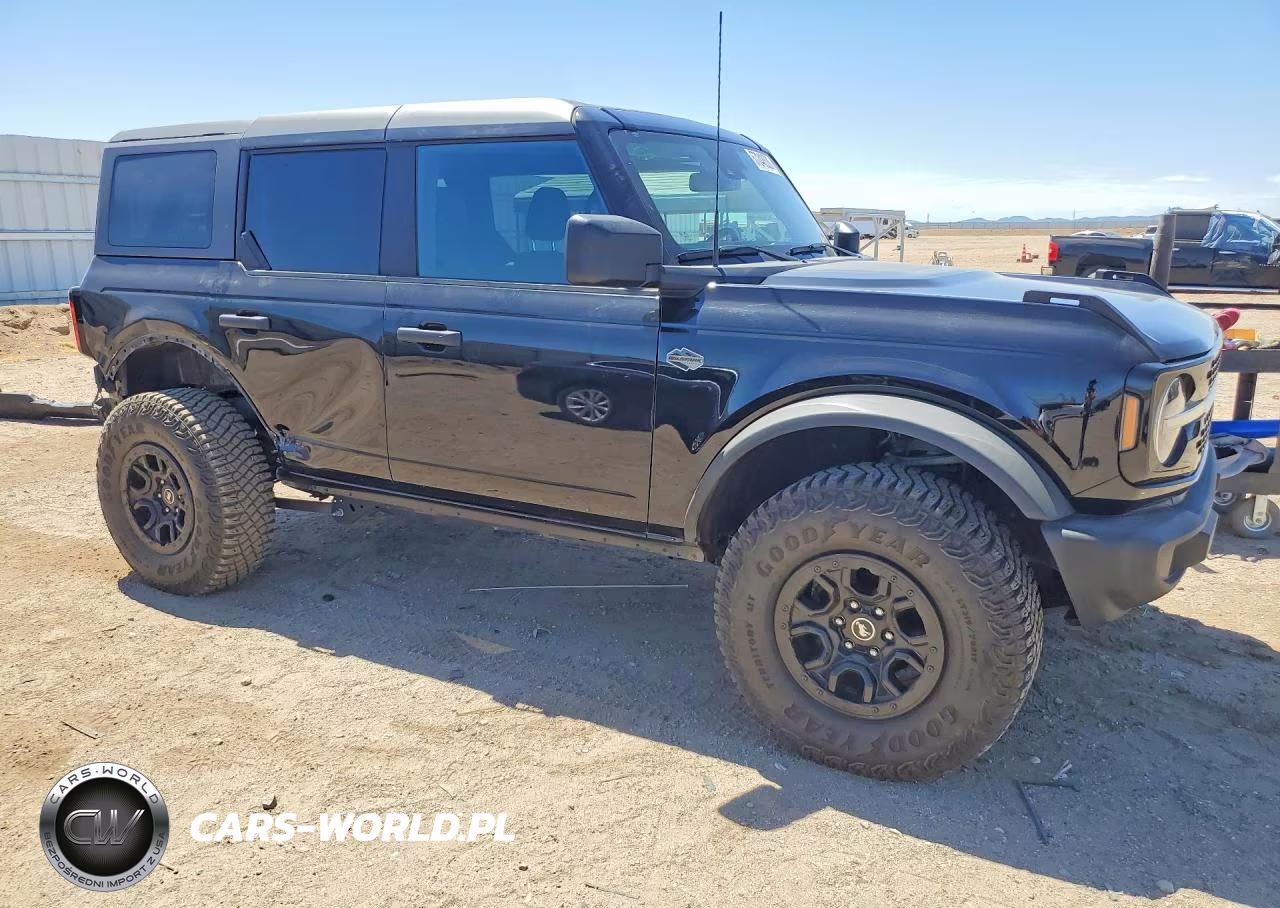 2022 Ford Bronco Base VIN:1FMEE5DP8NLB37006 - 4