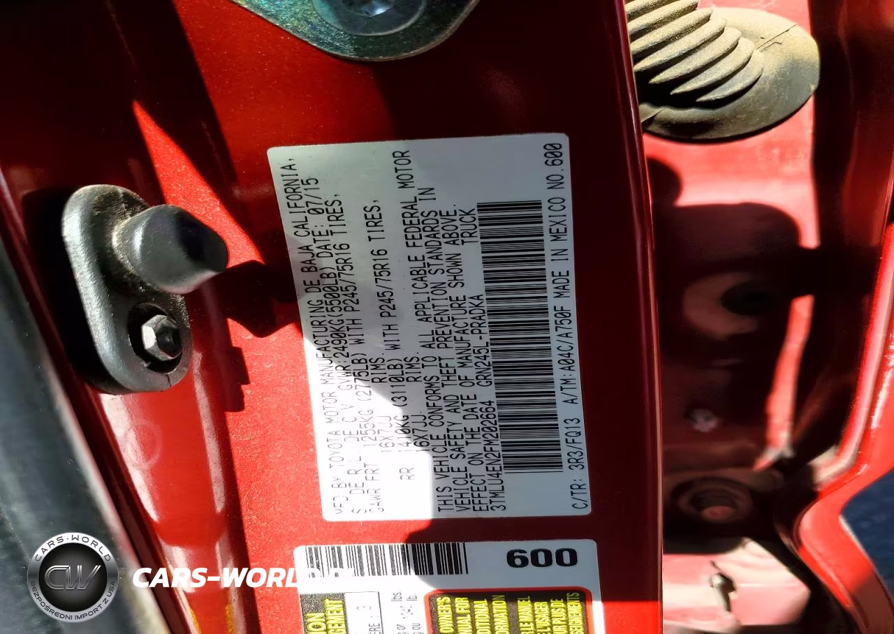 2015 Toyota Tacoma V6 VIN:3TMLU4EN2FM202664 - 12