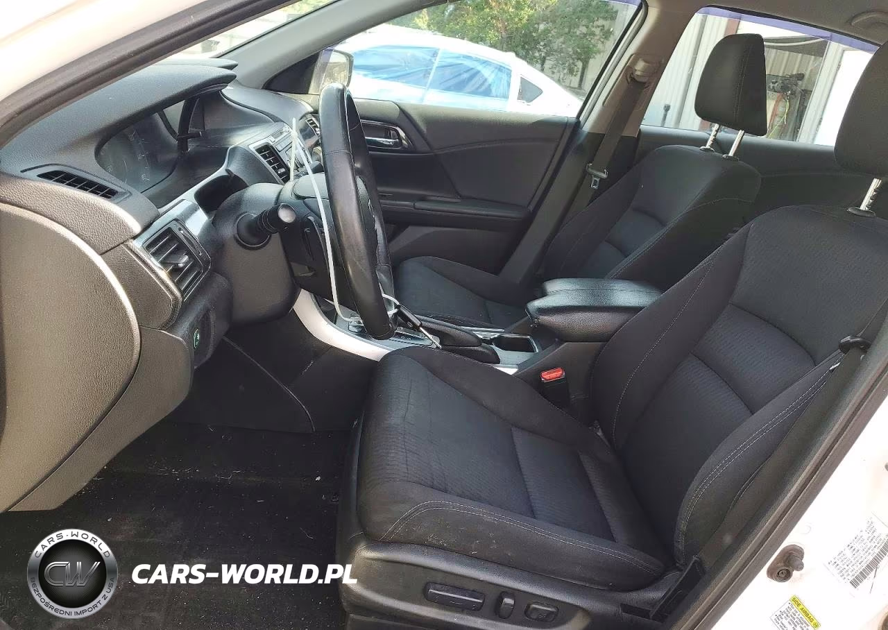 2015 Honda Accord Sport VIN:1HGCR2F55FA172935 - 7