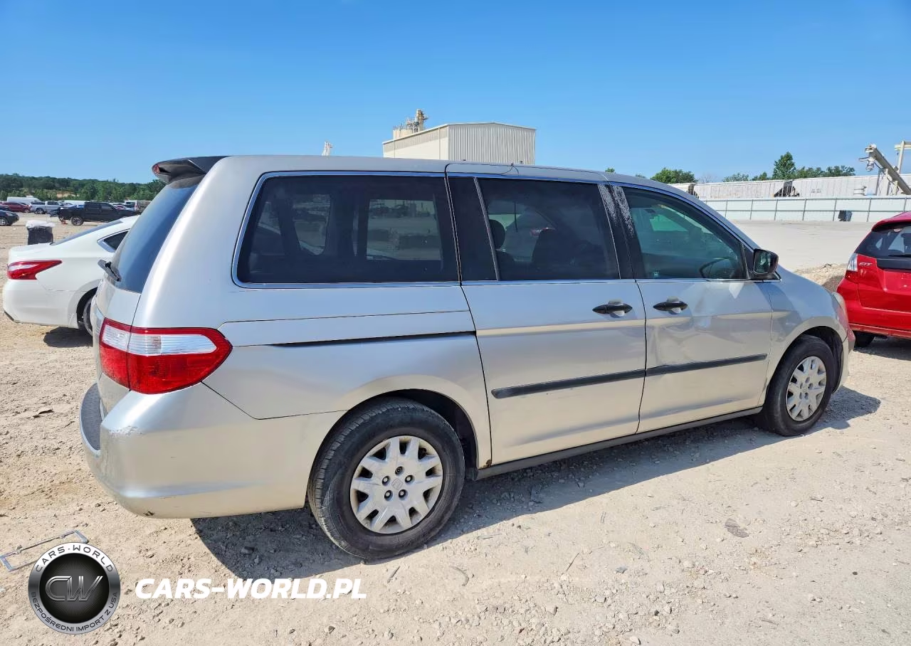 2006 Honda Odyssey Lx VIN:5FNRL38266B129635 - 3