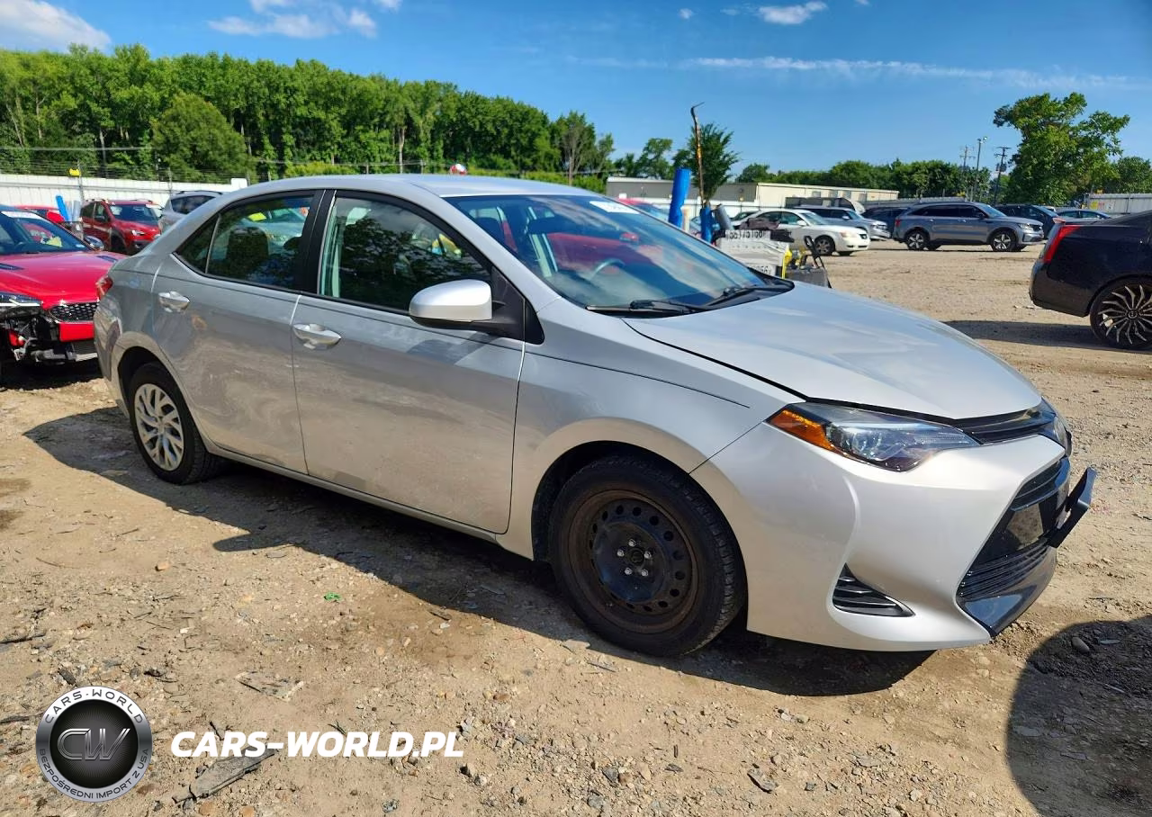 2019 Toyota Corolla Le VIN:2T1BURHE9KC172540 - 4