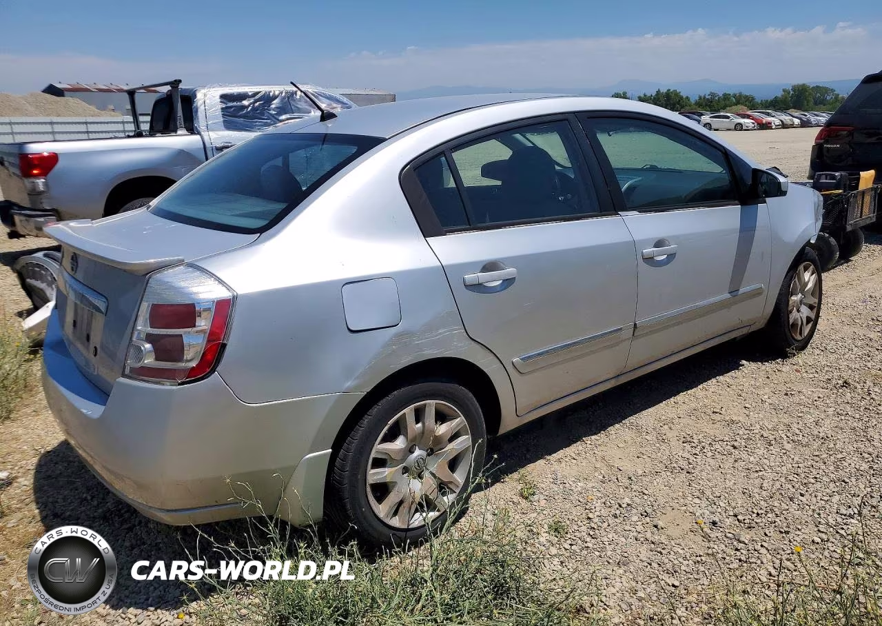 2011 Nissan Sentra 2.0 VIN:3N1AB6AP3BL640886 - 3