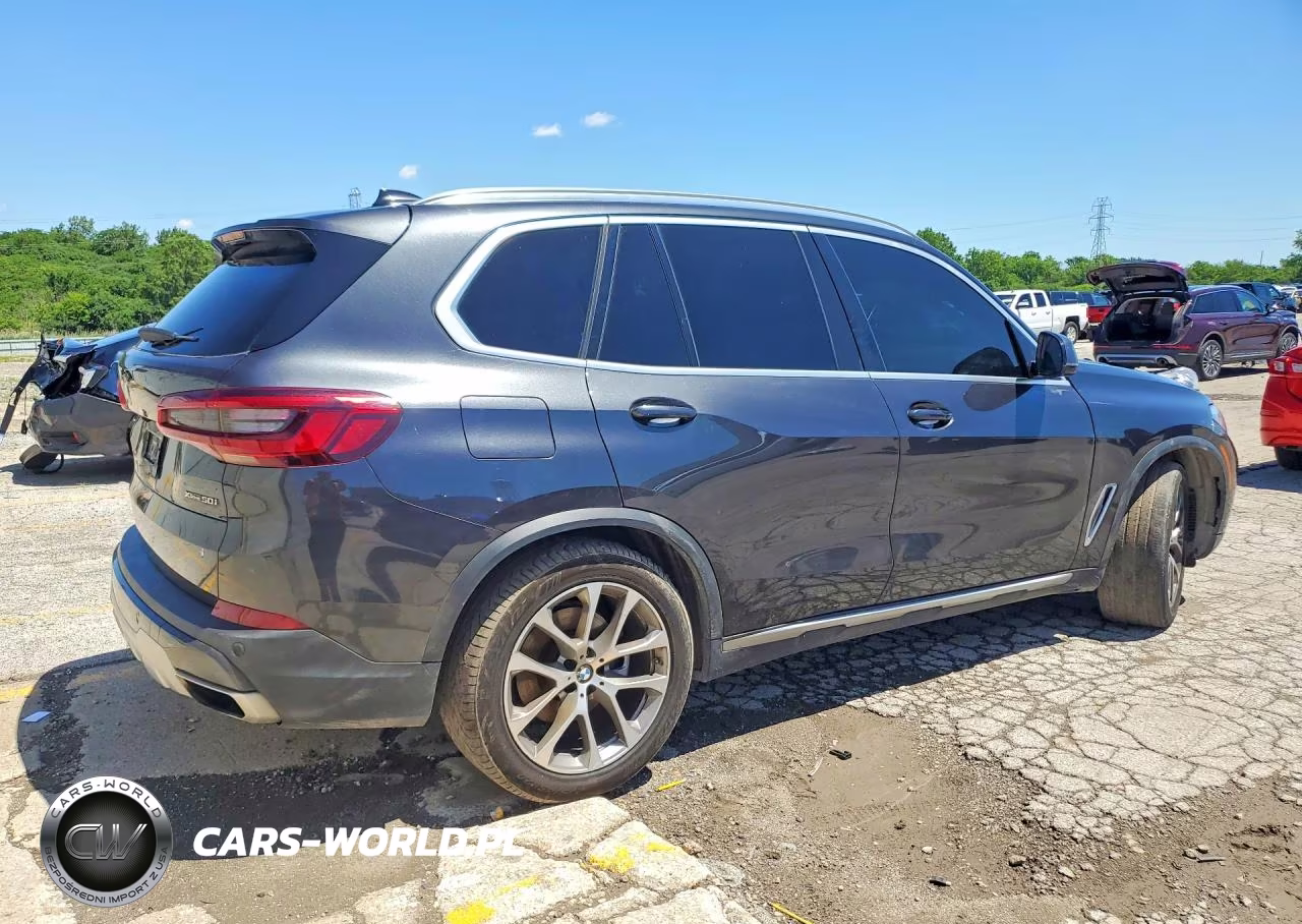 2020 BMW X5 xDrive50I VIN:5UXJU2C06L9B70977 - 3