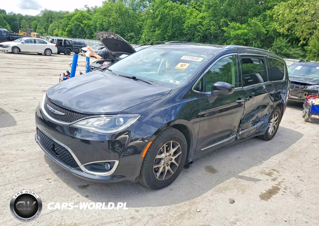 2020 Chrysler Pacifica Touring L – zdjęcie 1 z 13