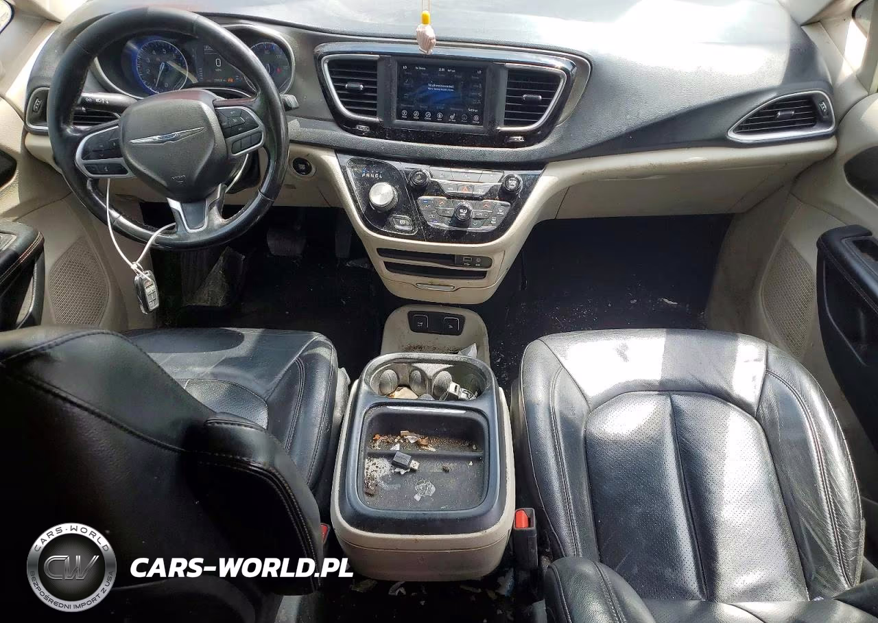 2020 Chrysler Pacifica Touring L VIN:2C4RC1BG9LR275603 - 8