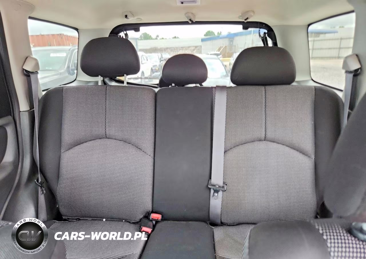 2006 Mazda Tribute S VIN:4F2YZ04166KM03490 - 10