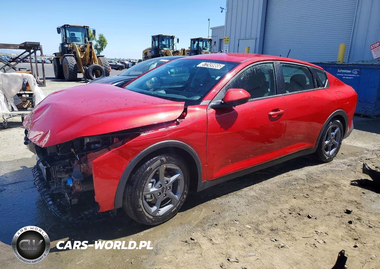 2026 Kia K4 Lxs – zdjęcie 1 z 12
