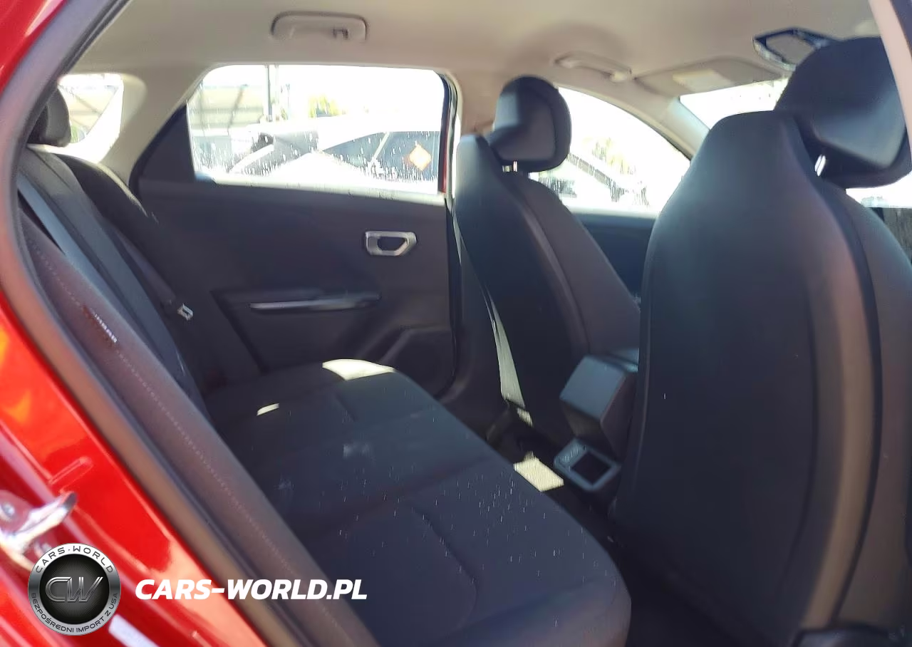 2026 Kia K4 Lxs VIN:3KPFT4DE8TE286027 - 10