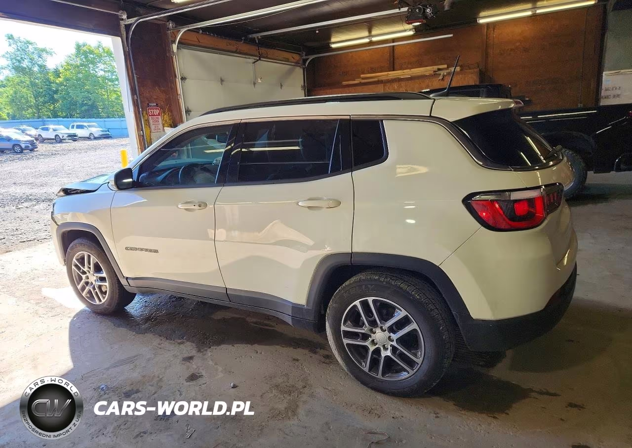 2019 Jeep Compass Latitude VIN:3C4NJCBBXKT819624 - 2