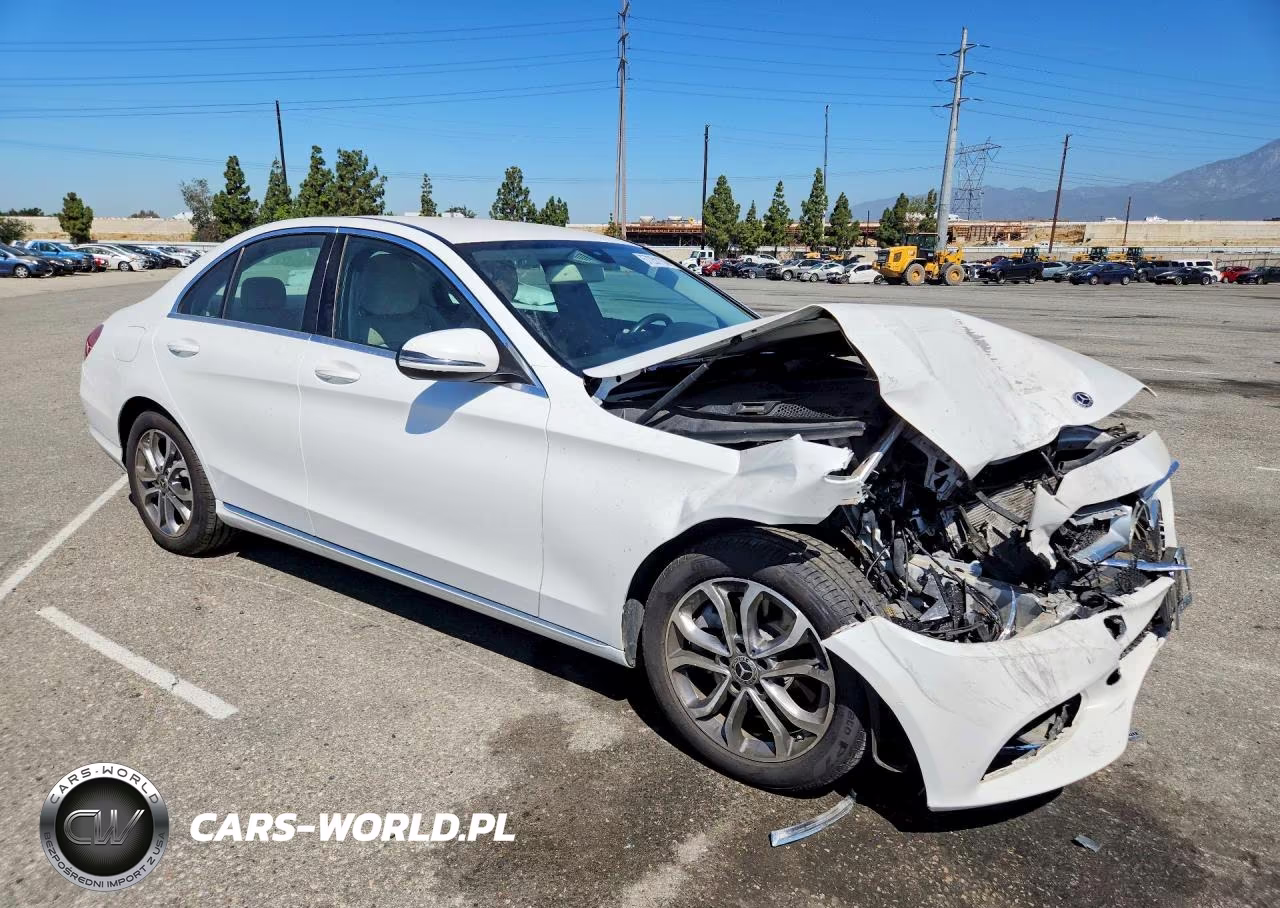2017 Mercedes-Benz C 300 VIN:55SWF4JB9HU231863 - 4