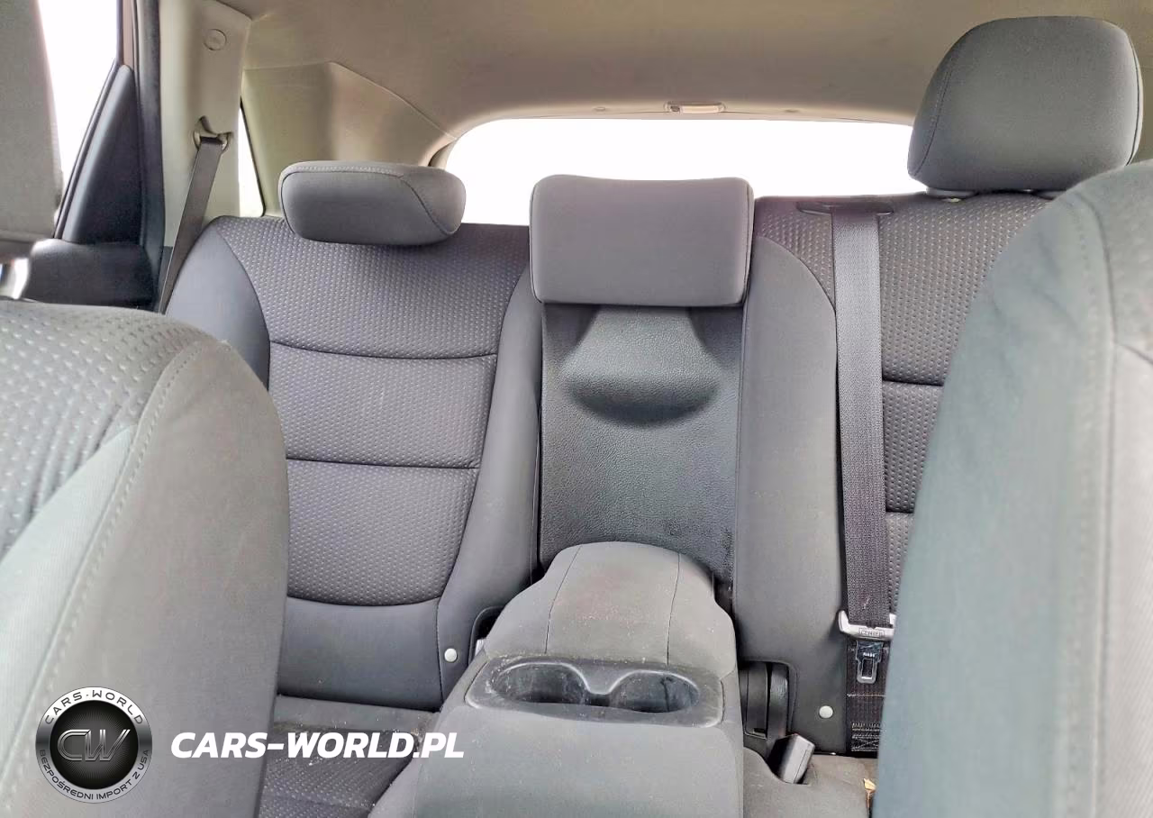 2011 Kia Sorento Lx VIN:5XYKT3A17BG005461 - 10