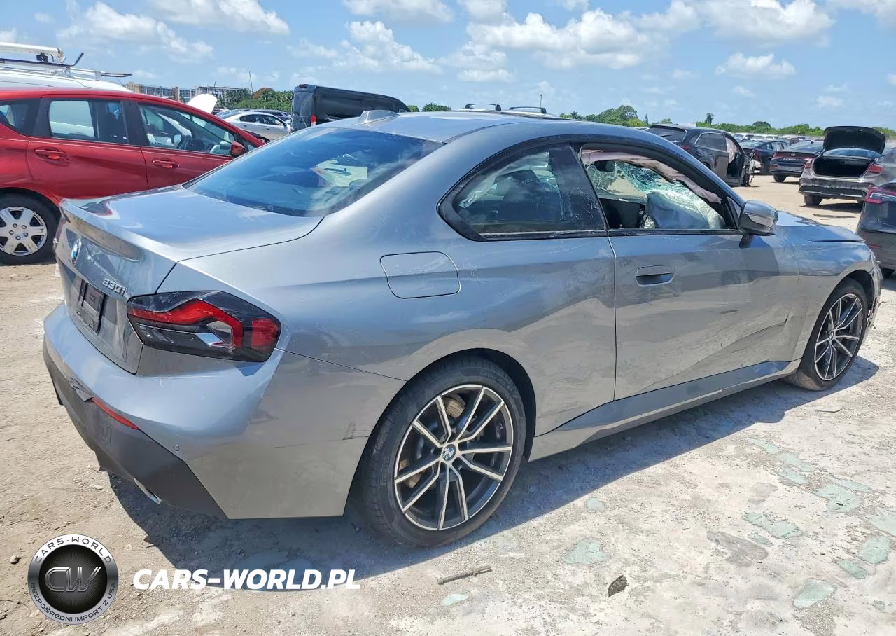 2026 BMW 230Xi VIN:3MW33CM09T8G27562 - 3