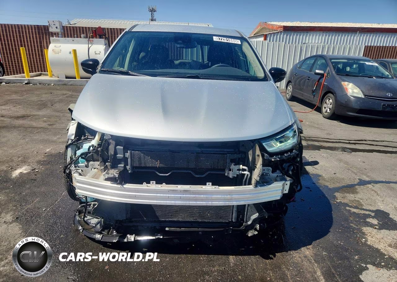 2024 Chrysler Pacifica Touring L VIN:2C4RC1BG5RR156228 - 5