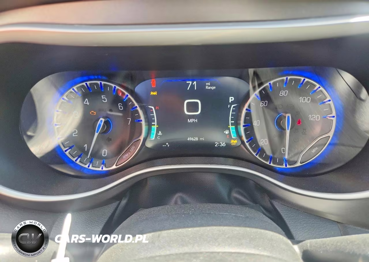 2024 Chrysler Pacifica Touring L VIN:2C4RC1BG5RR156228 - 9